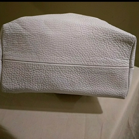 * Sold *Maurizio Tahiti Classic white Handbag - Picture 2 of 5